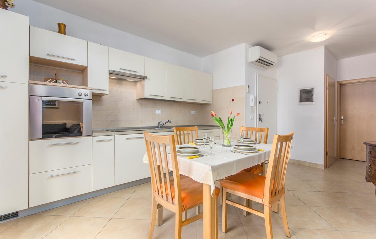 Apartment Riva Porec Ngoại thất bức ảnh